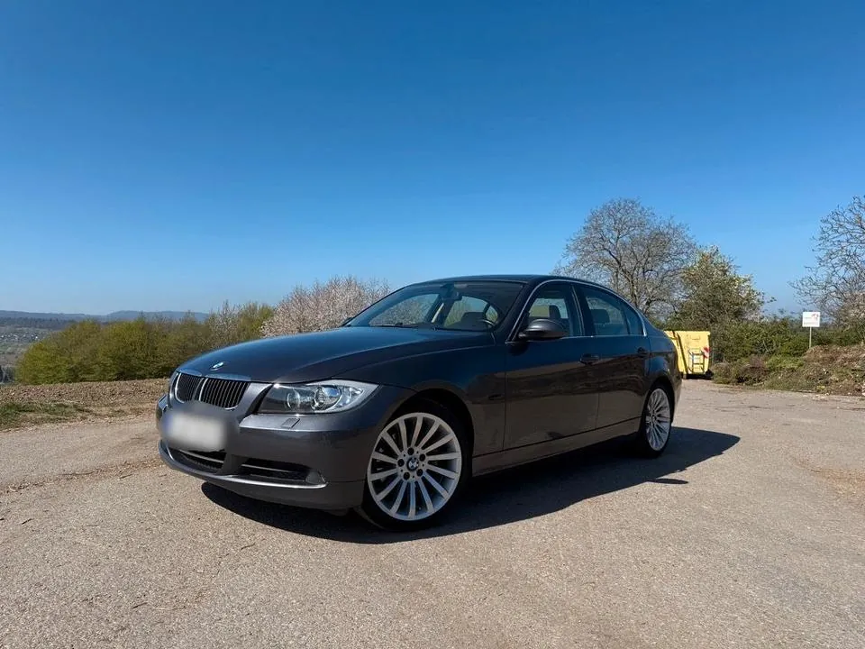 BMW 325I E90