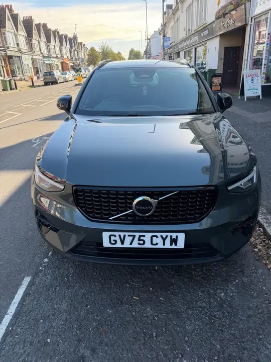 Volvo Xc40 2025 photo 3