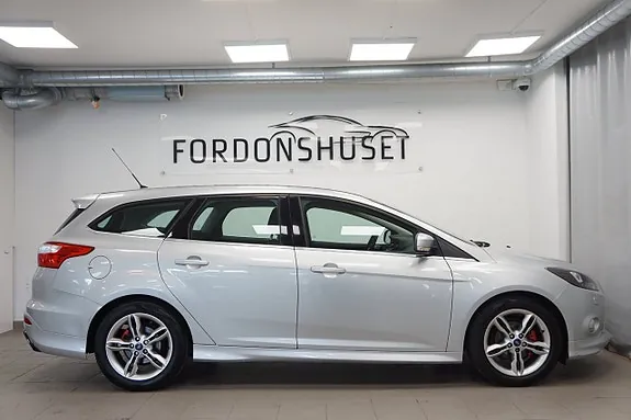Ford Focus 2014 photo 3
