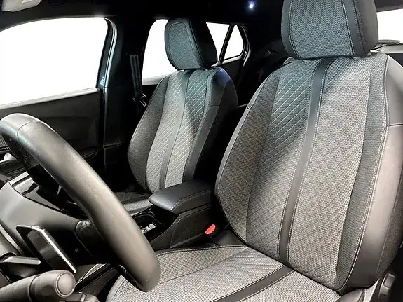 Peugeot 2008 2025 photo 5