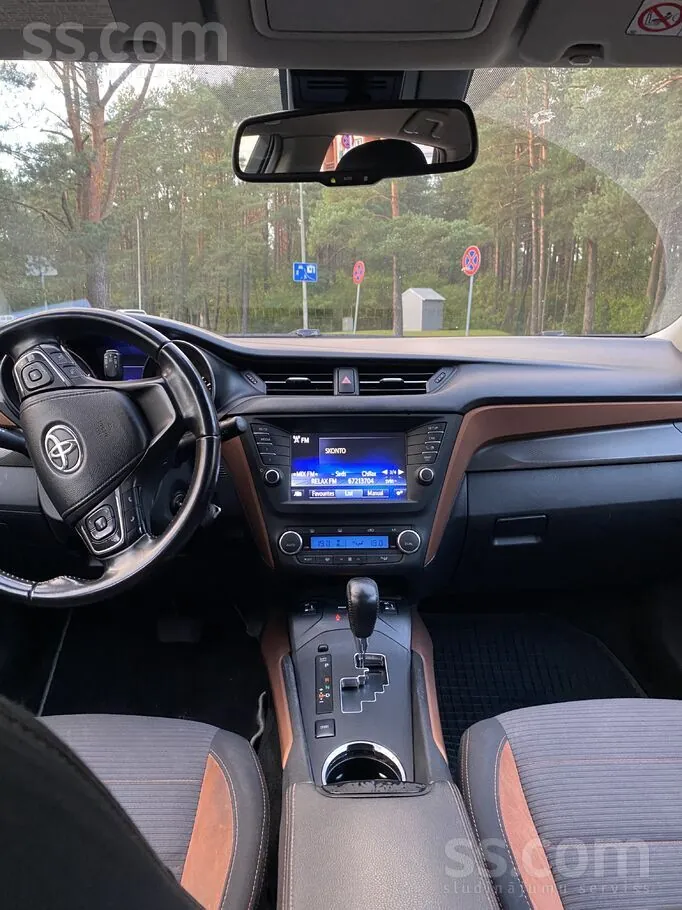 Toyota Avensis 2017 photo 3