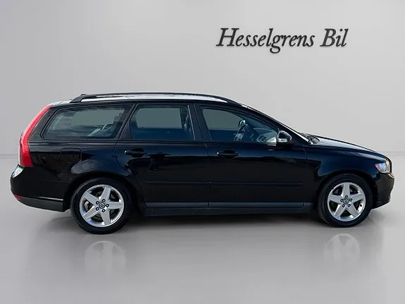 Volvo V50 2010 photo 5