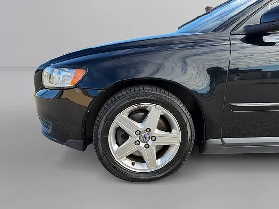 Volvo V50 2010 photo 3