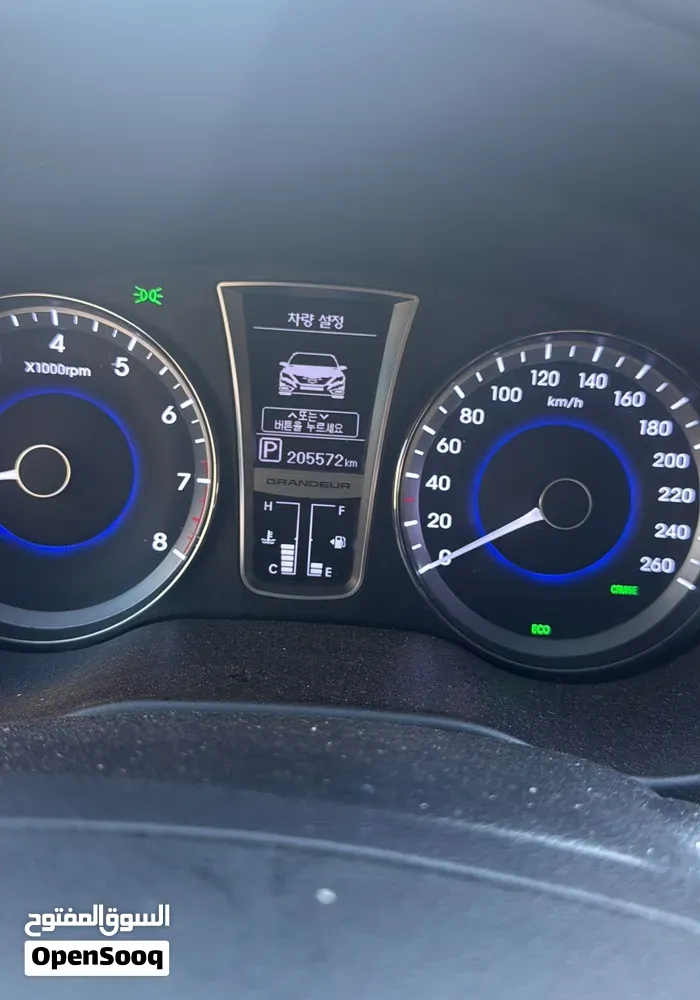 Hyundai Grandeur 2012 photo 3