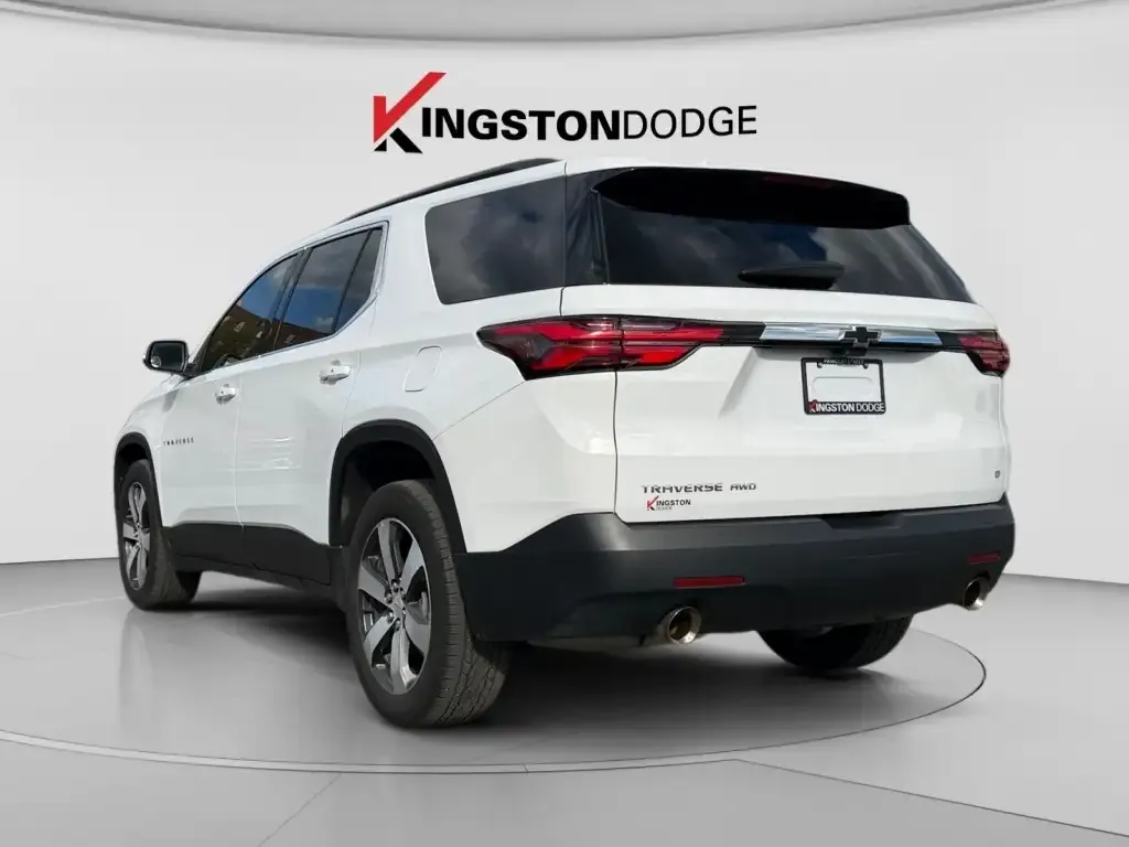 Chevrolet Traverse 2023 photo 3