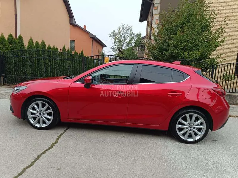 Mazda 3 2014 photo 4
