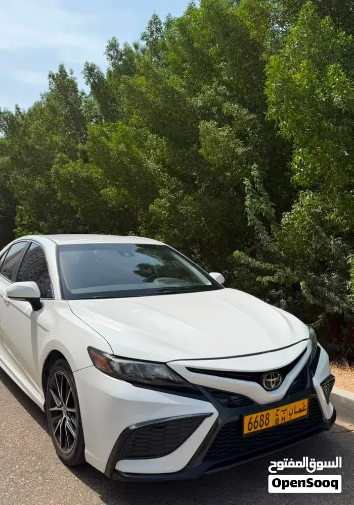 Toyota Camry 2022 photo 2