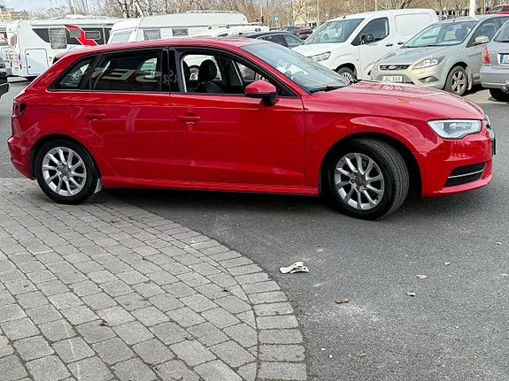 Audi A3 2014 photo 3