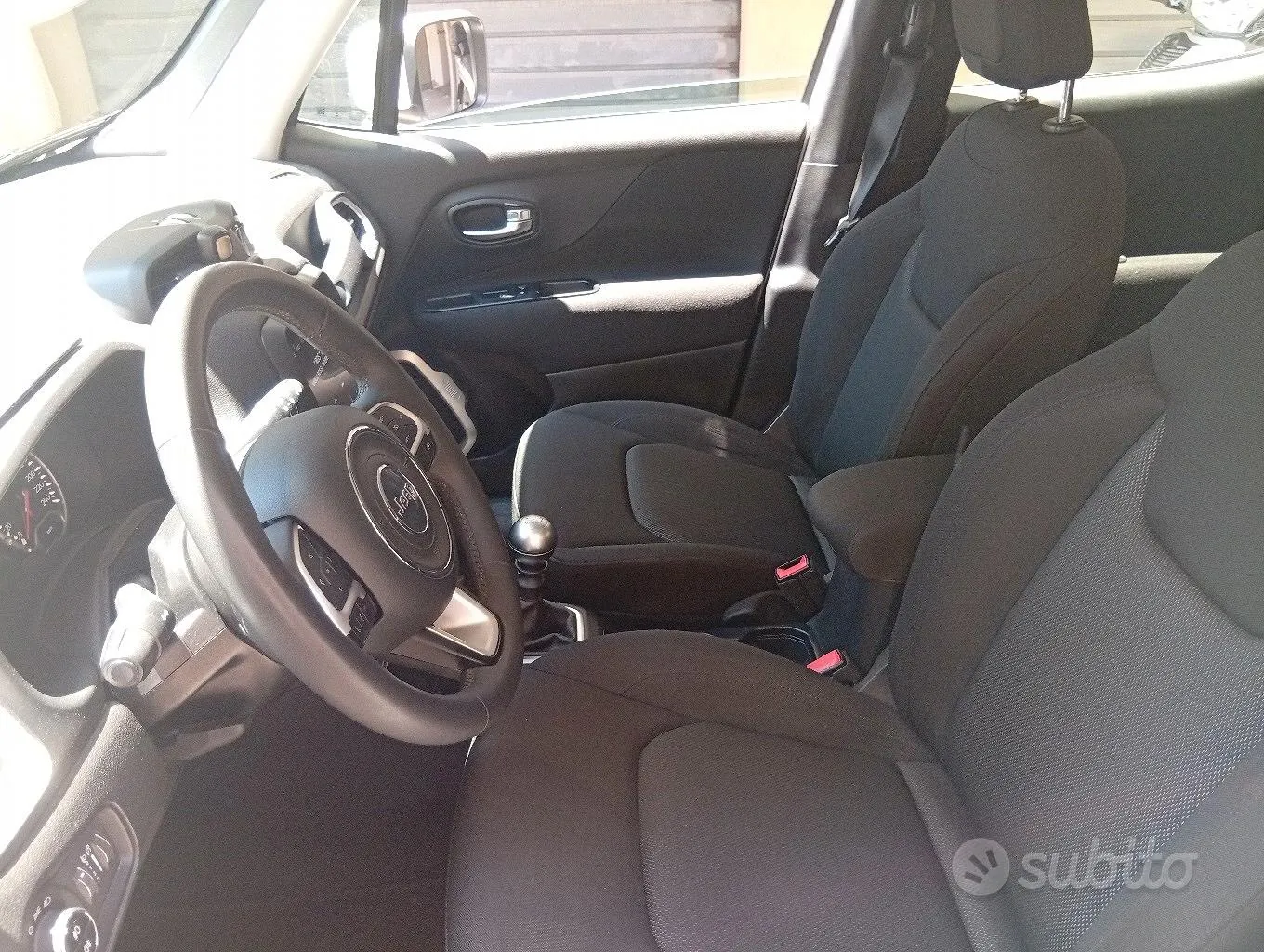 Jeep Renegade 2018 photo 4