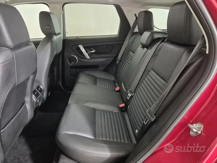 Land Rover Discovery Sport 2022 photo 5