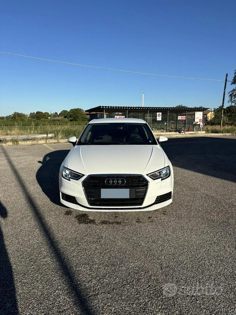 Audi A3 2016 photo 2