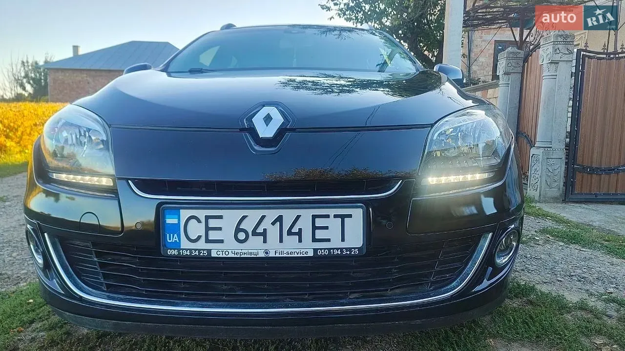 Renault Megane 2013 photo 2