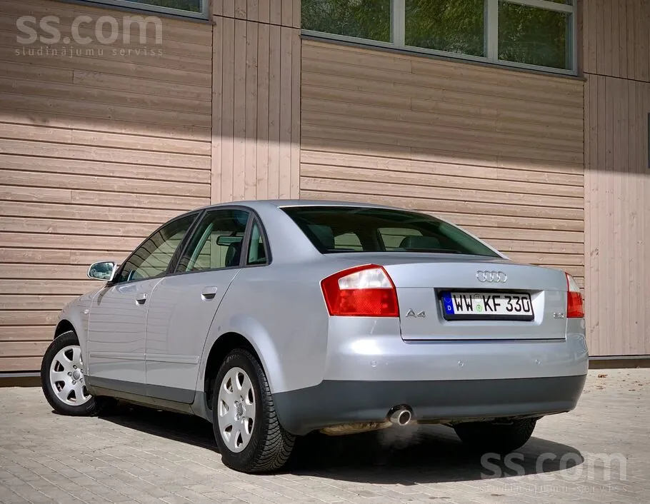 Audi A4 2003 photo 4