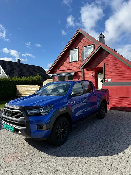 Toyota Hilux 2024 photo 4
