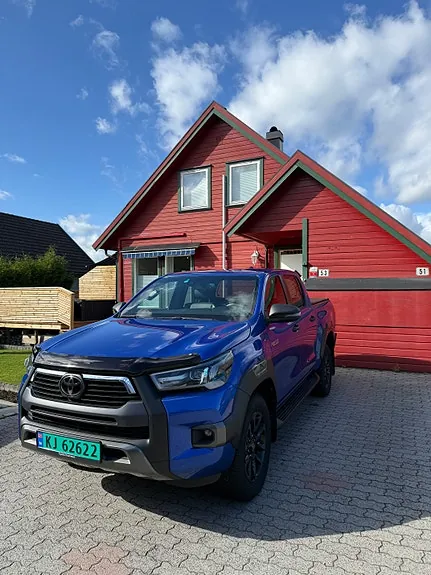 Toyota Hilux 2024 photo 3