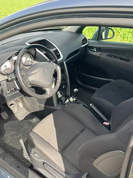 Peugeot 207 2007 photo 5