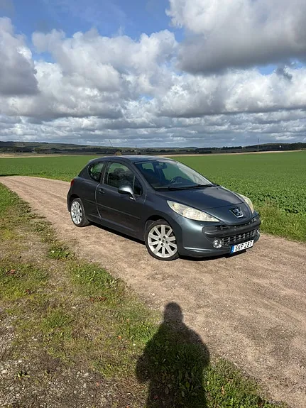 Peugeot 207 2007 photo 2