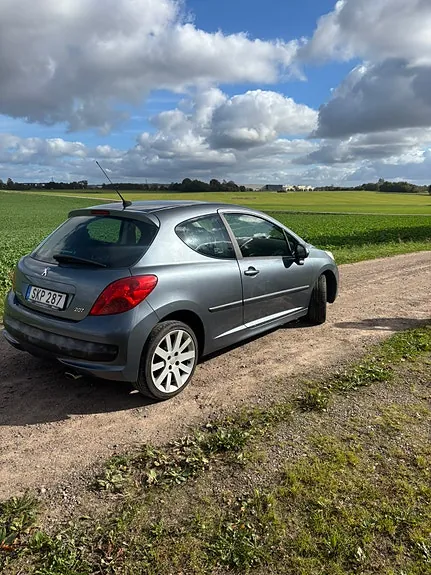 Peugeot 207 2007 photo 3