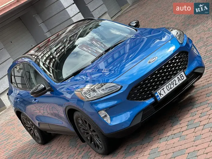 Ford Escape 2020 photo 2