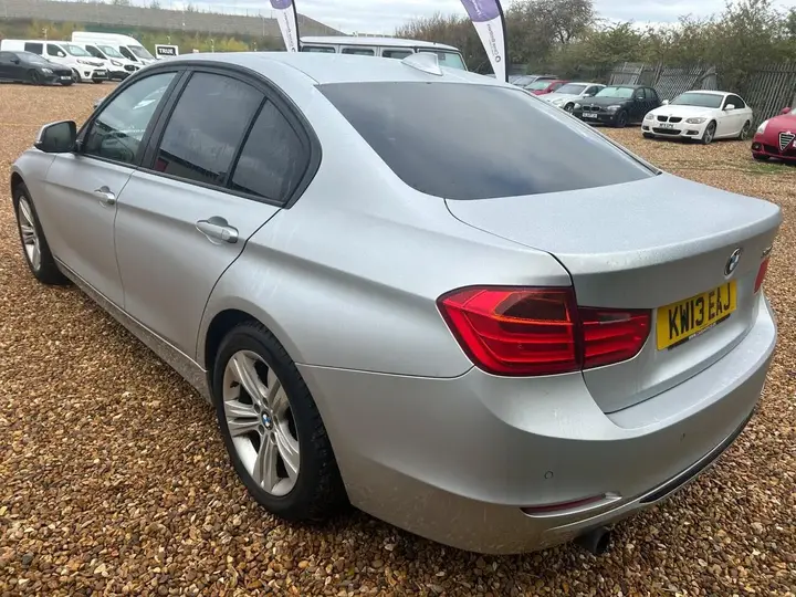 BMW 3 Series 2013 photo 5