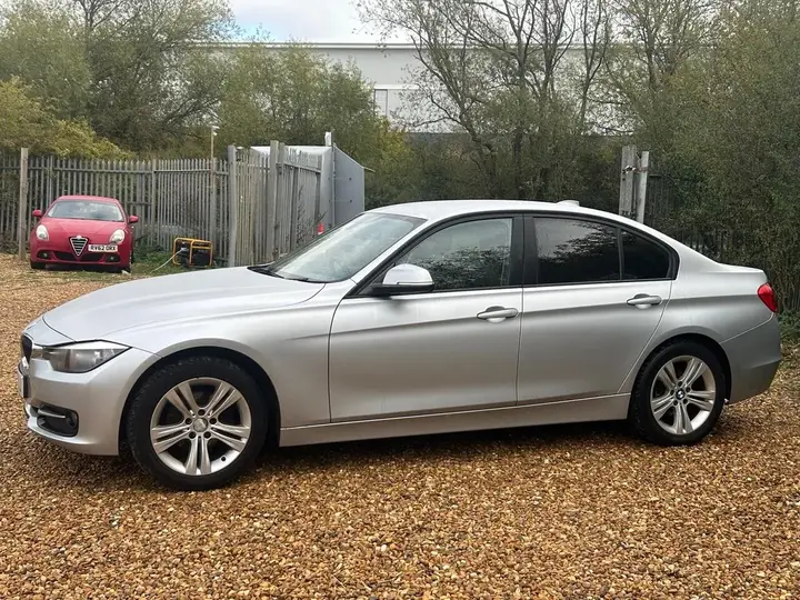 BMW 3 Series 2013 photo 4