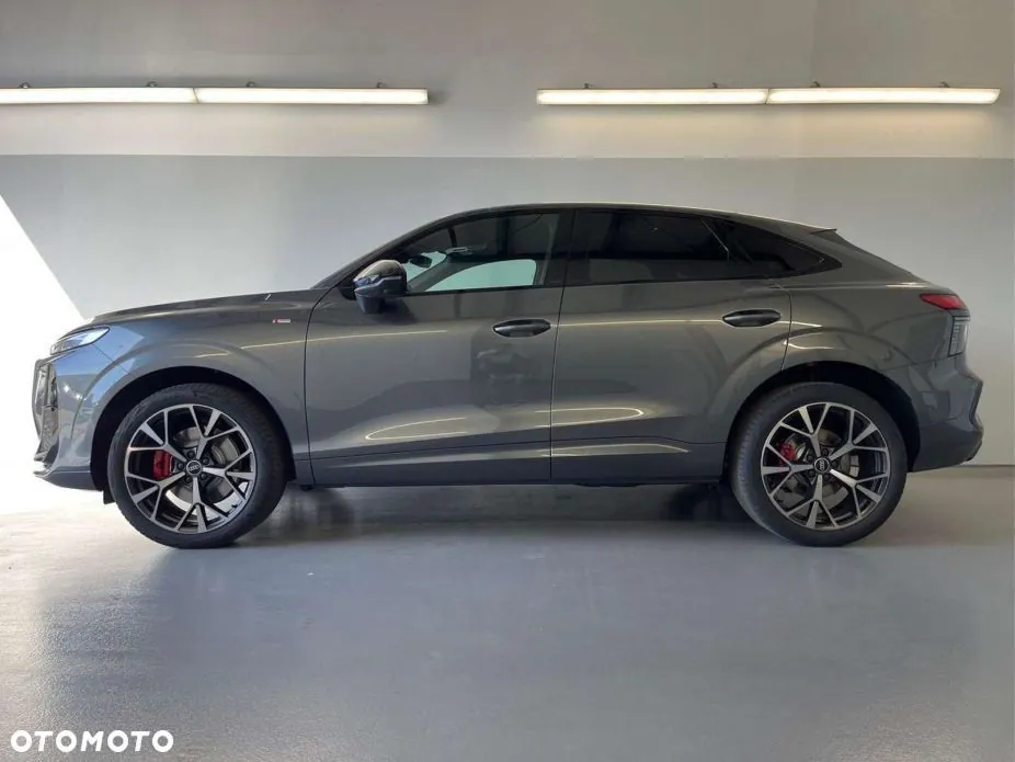 Audi Q3 Sportback 2026 photo 2