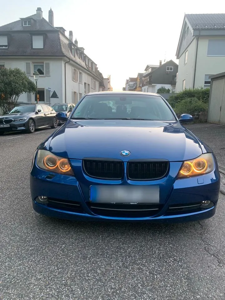 BMW 318I E90