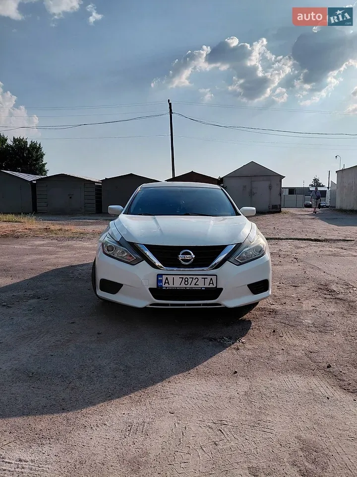Nissan Altima 2017 photo 2