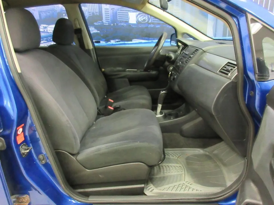 Nissan Versa 2008 photo 5