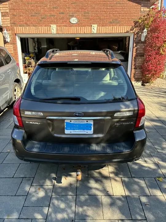 Subaru Outback 2009 photo 2