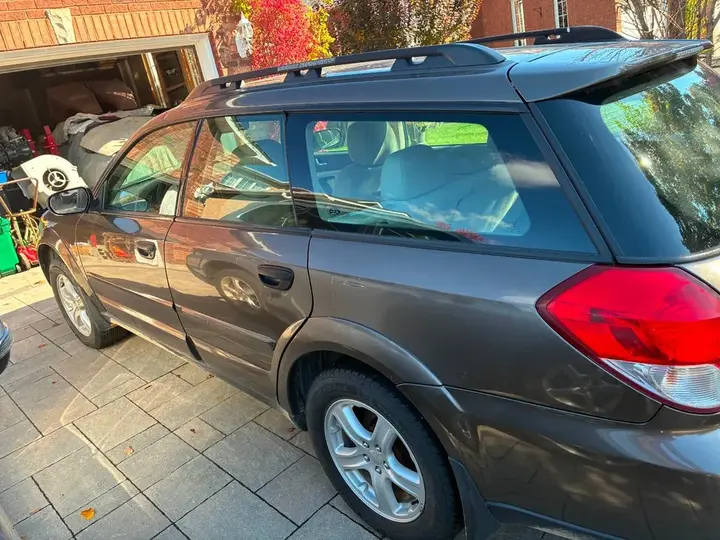 Subaru Outback 2009 photo 5