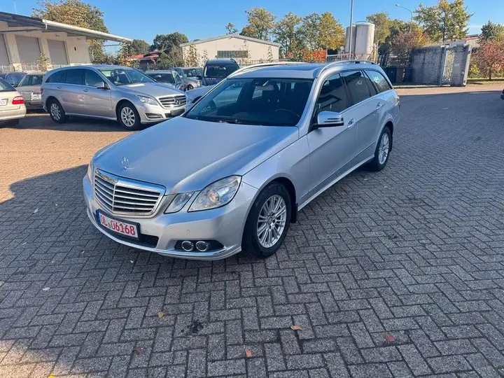 Mercedes-Benz E 220 Cdi