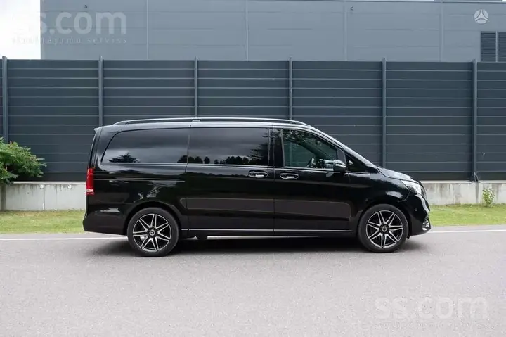 Mercedes-Benz V 250D 2023 photo 3