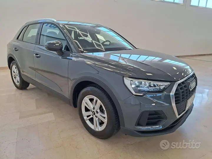 Audi Q3 2022 photo 3