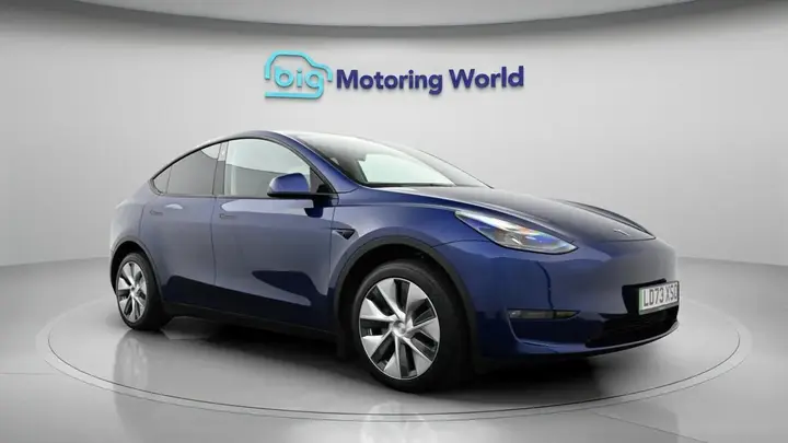 Tesla Model Y 2023 photo 4