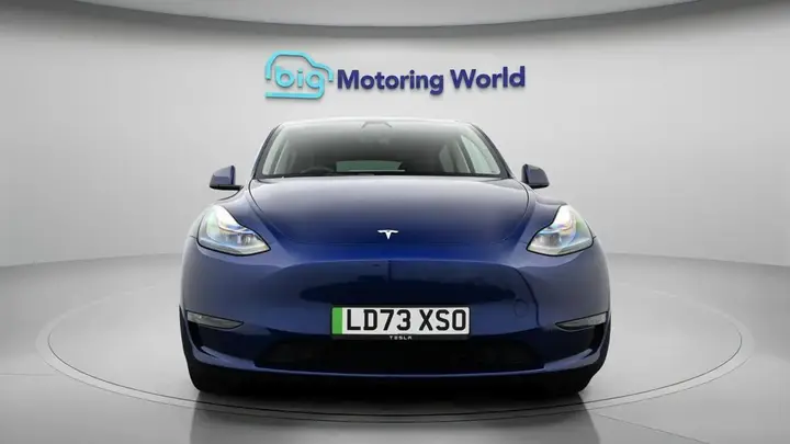 Tesla Model Y 2023 photo 3
