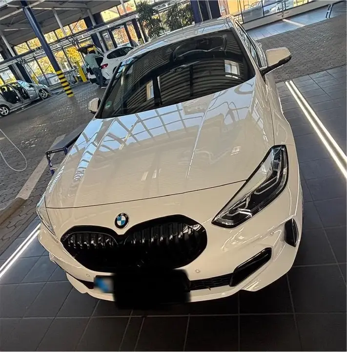 BMW 118I