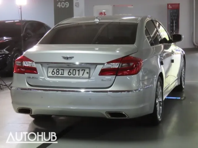 Genesis Bh330 2011 photo 3