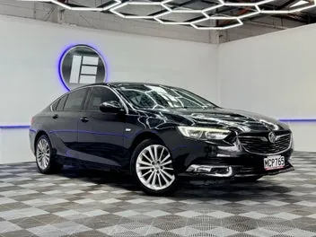 Holden Commodore 2019 photo 2
