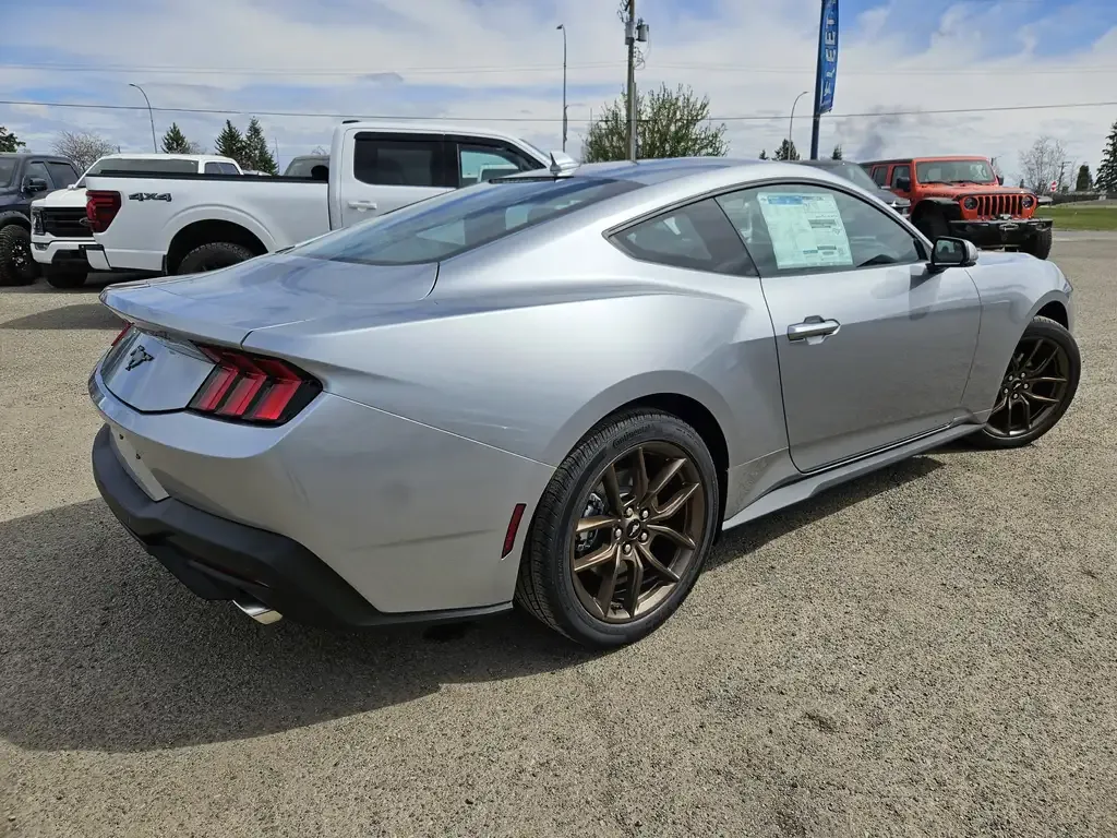 Ford Mustang 2026 photo 5