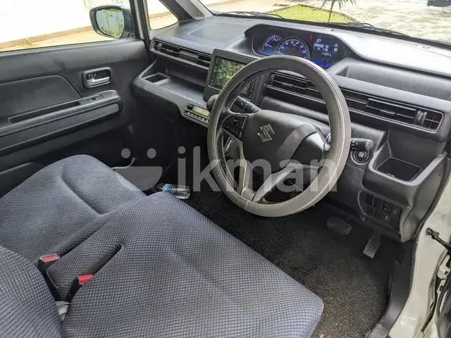 Suzuki Wagon R 2018 photo 4