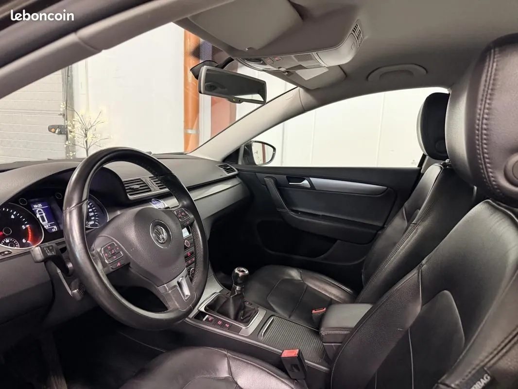 Volkswagen Passat 2013 photo 4