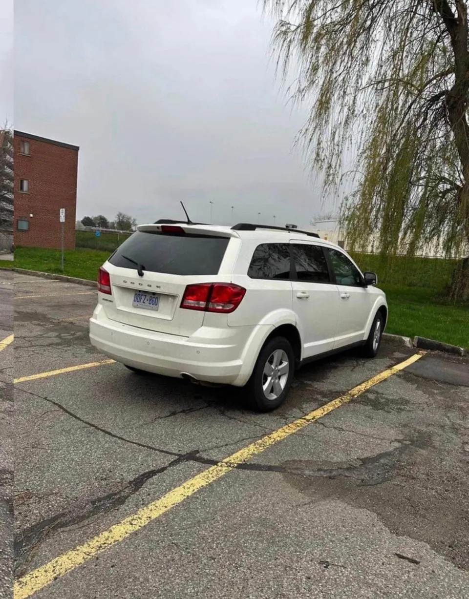 Dodge Journey 2015 photo 3