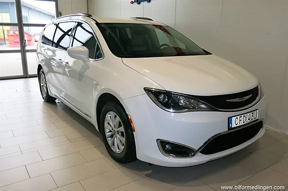 Chrysler Pacifica 2017 photo 4