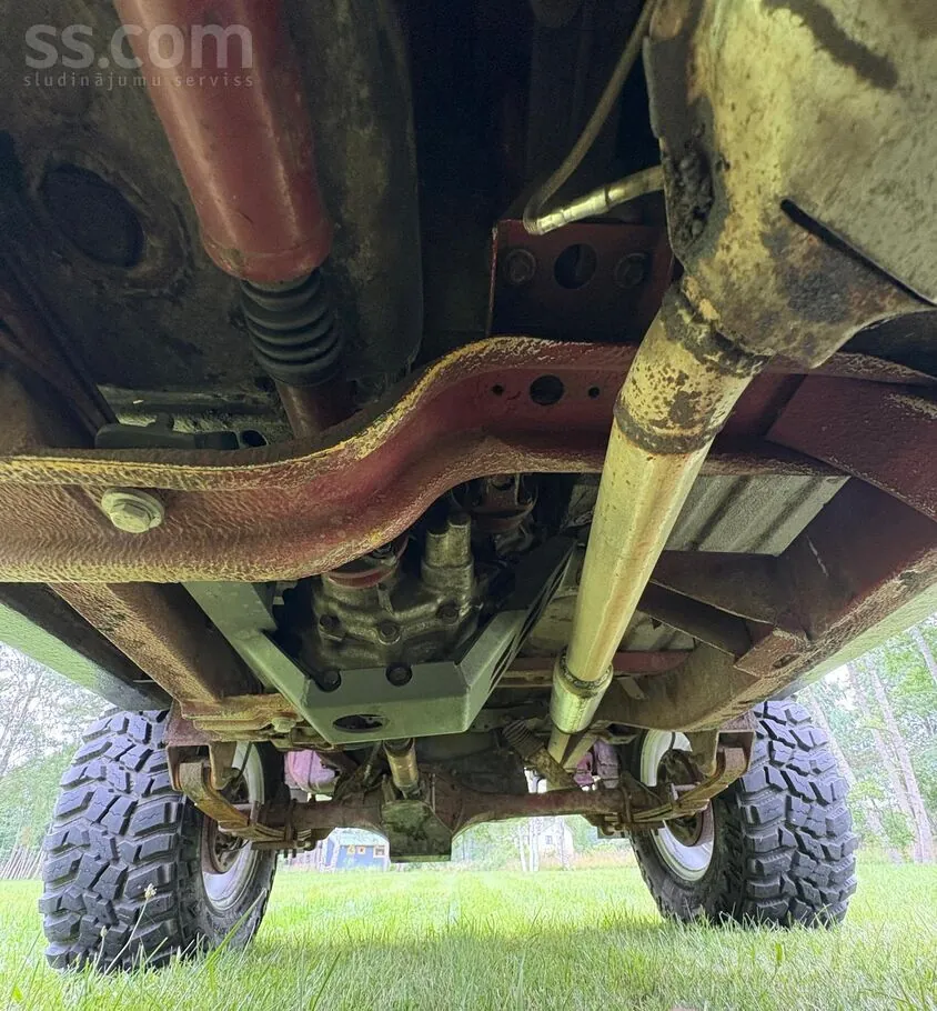 Suzuki Samurai 1998 photo 5