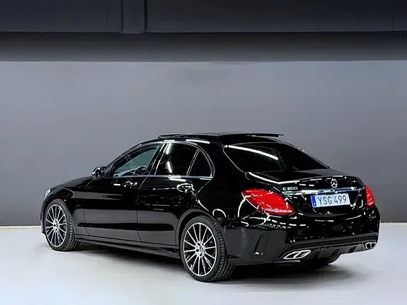 Mercedes-Benz C 300 2018 photo 2