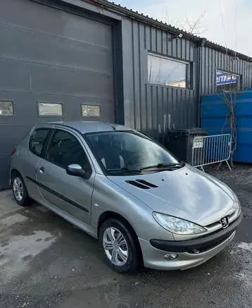 Peugeot 206 2006 photo 2