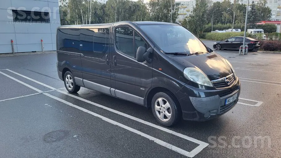 Opel Vivaro 2009 photo 3