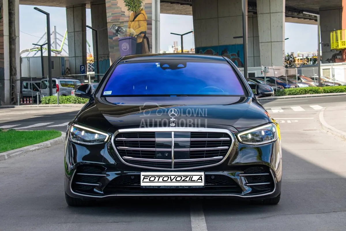 Mercedes-Benz S 400
