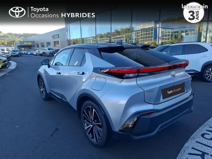 Toyota C-Hr 2024 photo 2